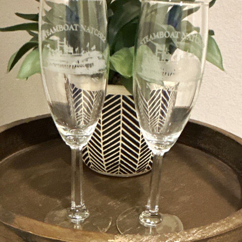 Steamboat Natchez New Orleans Etched Clear Stemmed Champagne Flutes 5 oz Set